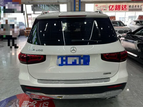 Mercedes-Benz Mercedes-Benz GLB
