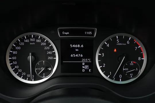 Infiniti Q30