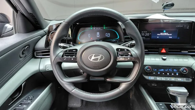 Hyundai Elantra (Avante)