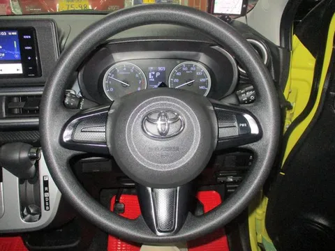 Toyota Pixis Joy