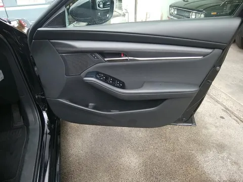 Mazda MAZDA3 Fastback