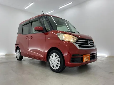 Nissan Dayz Roox