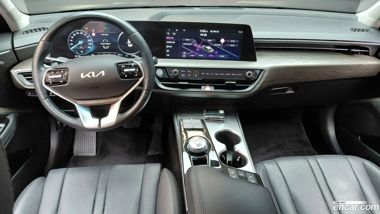 Kia K8