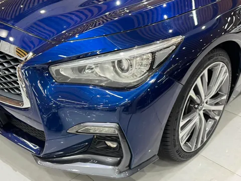 Infiniti Q50L