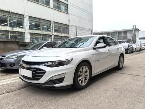 Chevrolet Malibu XL