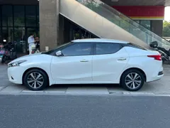 Nissan Bluebird