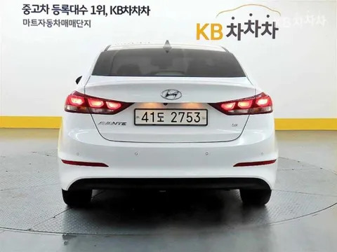 Hyundai Elantra (Avante)