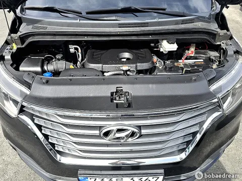 Hyundai Grand Starex