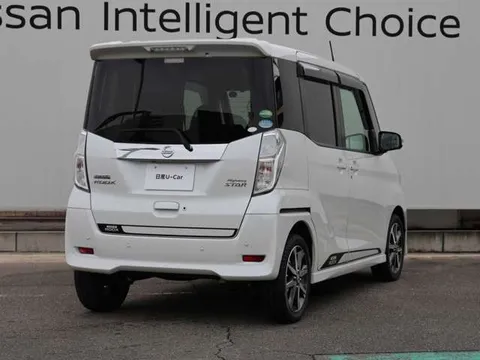 Nissan Dayz Roox