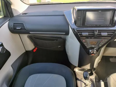 Toyota iQ