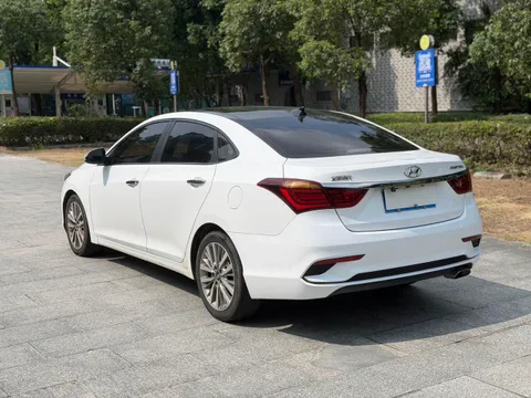 Hyundai Mistra
