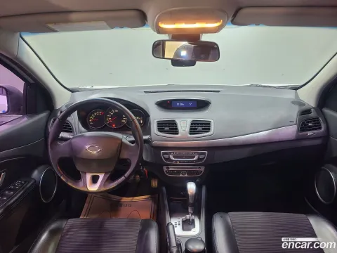 Renault SM3