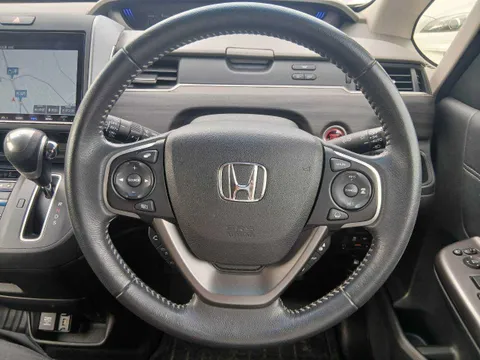 Honda Freed Plus