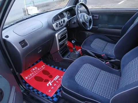 Daihatsu Mira Gino