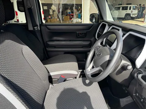 Mazda Flair Crossover