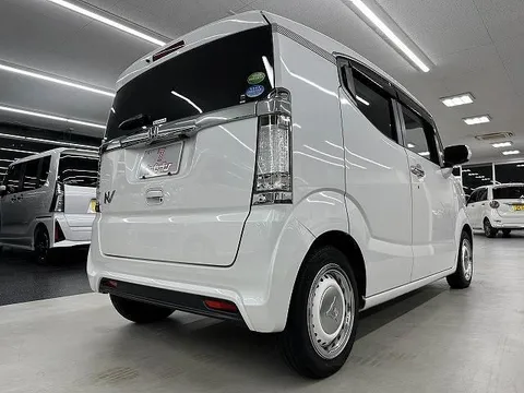 Honda N-BOX Slash