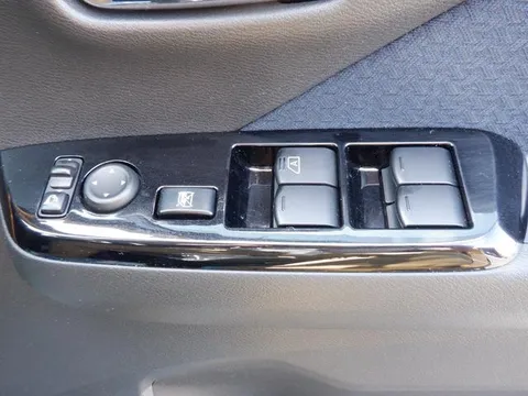 Mitsubishi eK X