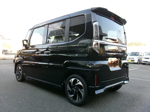 Suzuki Spacia Custom