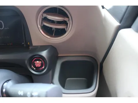 Honda N-BOX Joy