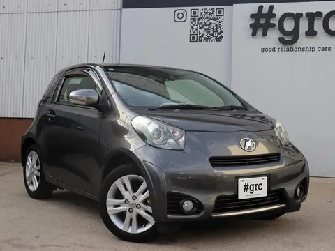 Toyota iQ