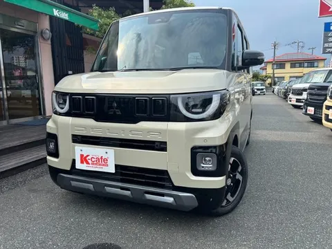 Mitsubishi Delica Mini