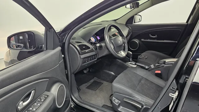 Renault SM3