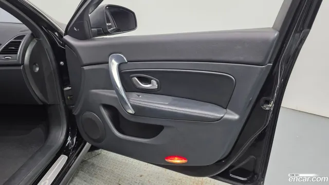 Renault SM5