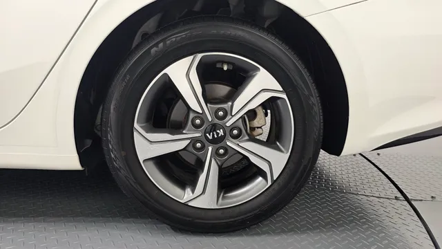 Kia Cerato (K3)