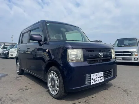 Toyota Pixis Space