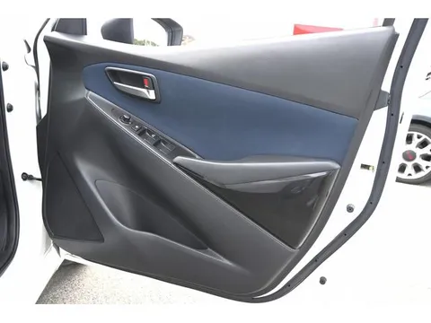 Mazda Mazda2 (Demio)