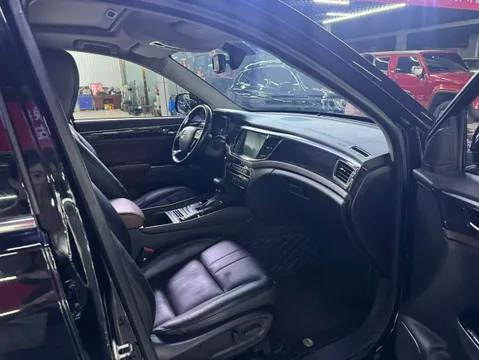 Gac GS8