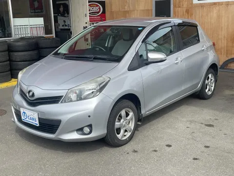 Toyota Yaris (Vitz)