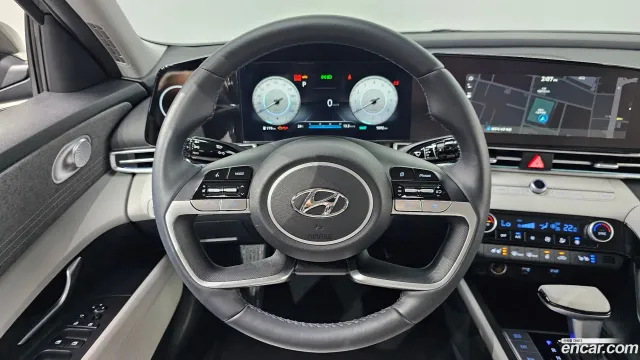 Hyundai Elantra (Avante)