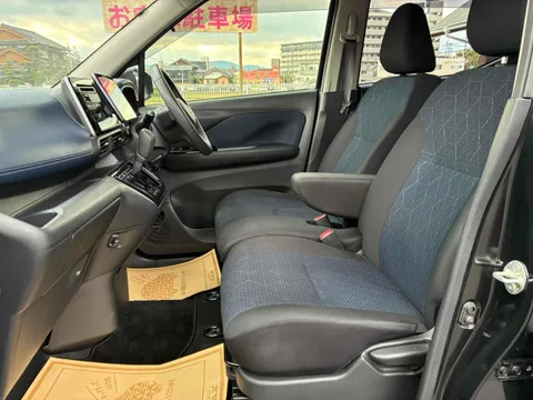 Mitsubishi eK X