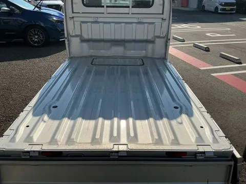 Nissan Clipper Truck