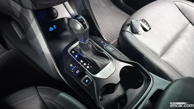 Hyundai Grand Santa Fe (Maxcruz)