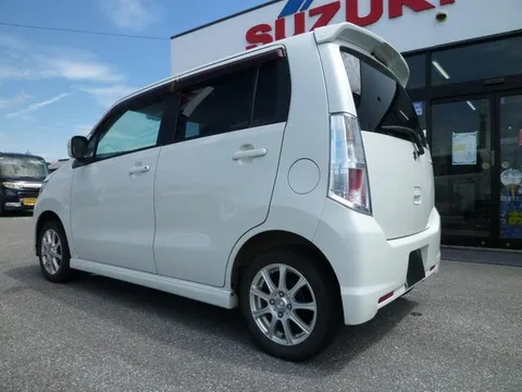 Suzuki Wagon R Stingray
