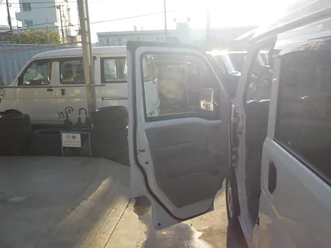 Nissan Clipper