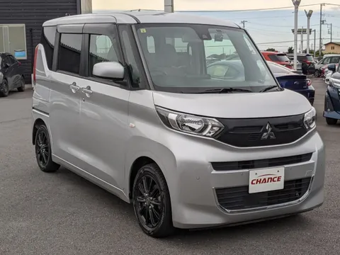 Mitsubishi eK Space