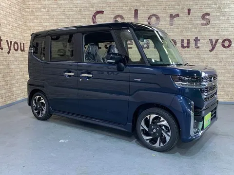 Suzuki Spacia Custom