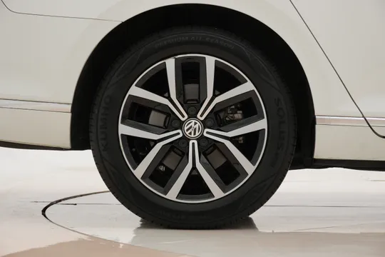 Volkswagen Passat GT