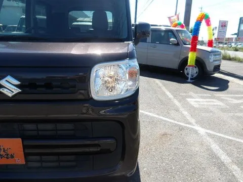 Suzuki Spacia