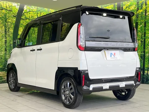 Mitsubishi Delica Mini