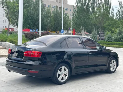 Volkswagen Sagitar