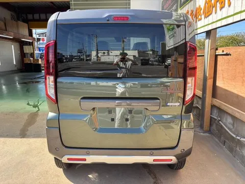 Suzuki Spacia Gear