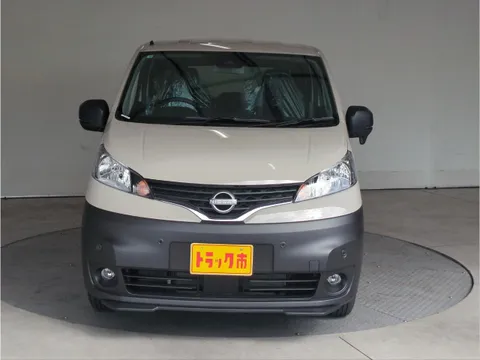 Nissan Vanette