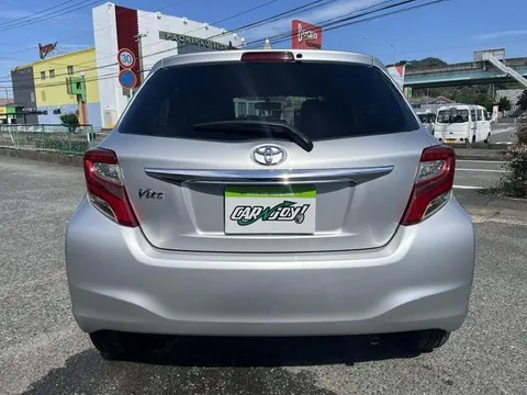 Toyota Yaris (Vitz)