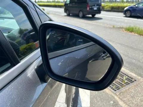 Nissan Note Aura