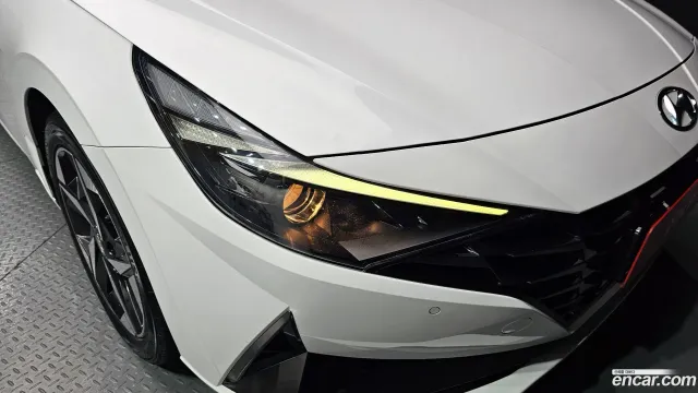Hyundai Elantra (Avante)