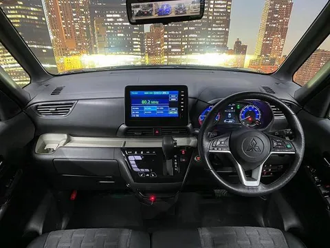 Mitsubishi Delica Mini